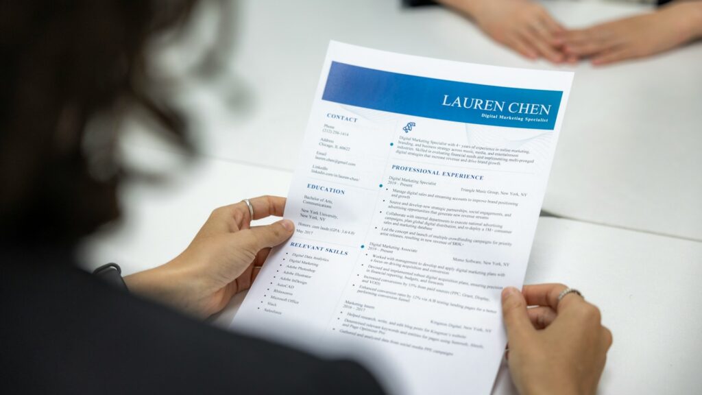 Cv beoordeling tijdens sollicitatieproces voor tijdelijk werk vinden